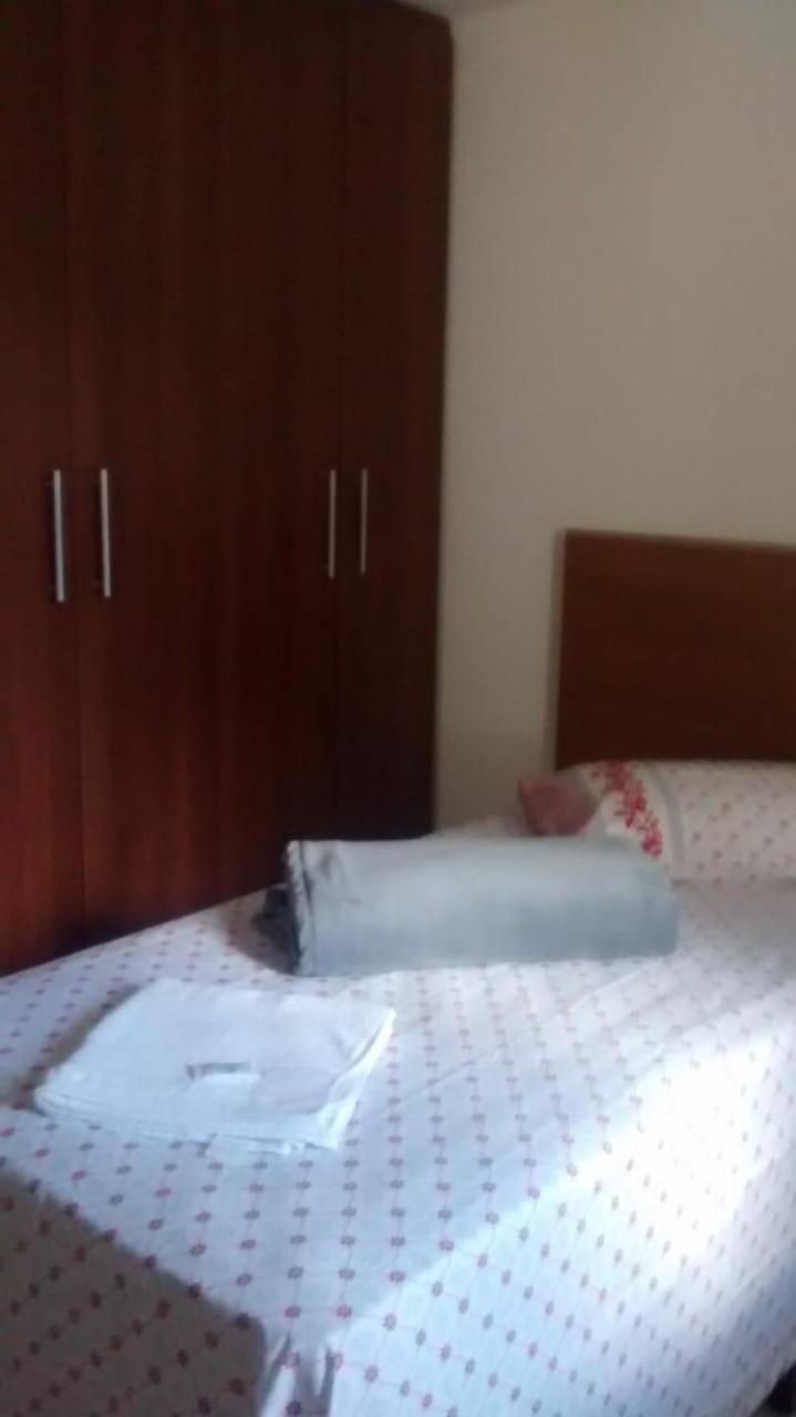 Appartement Hospedagem Oliveira Vaz Lobo à Mococa Extérieur photo